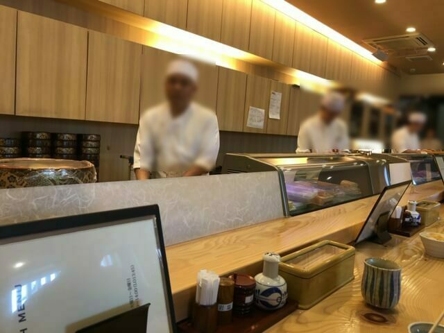 松栄寿司東口店　店内